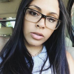 Meet your Posher, Cari